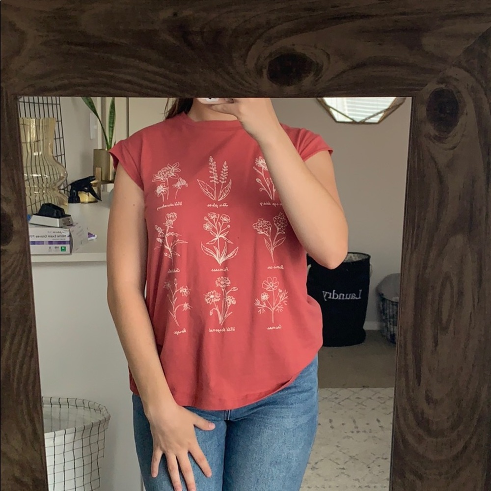 Graphic t shirt